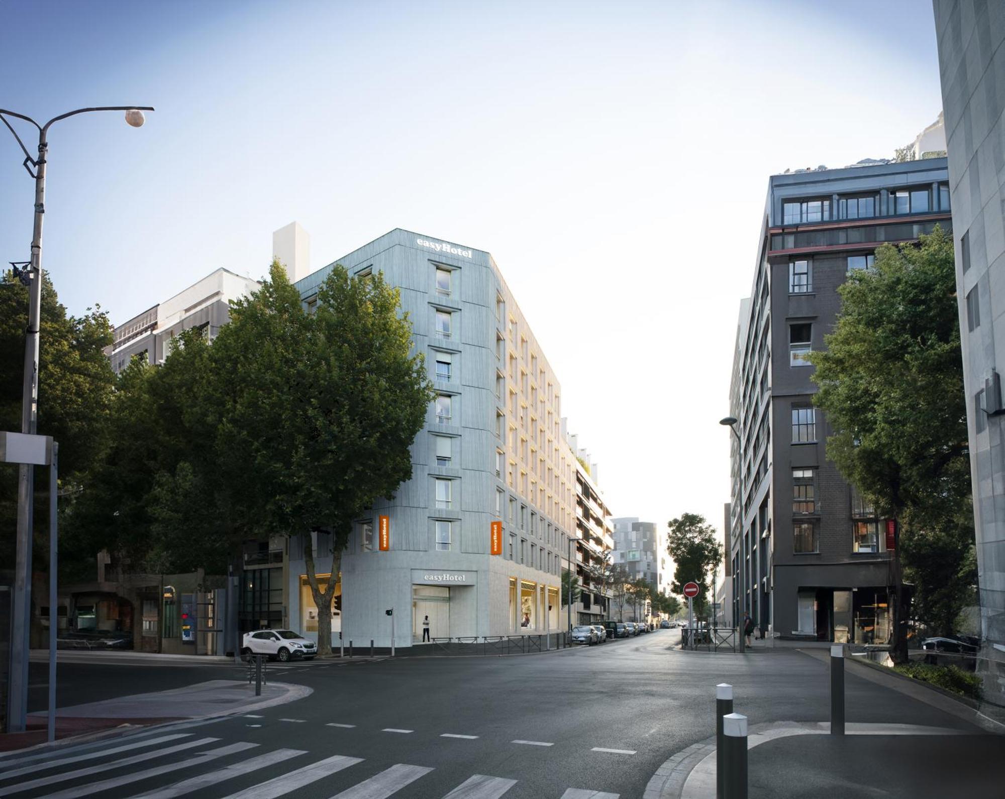 Easyhotel Marseille Euromed Εξωτερικό φωτογραφία
