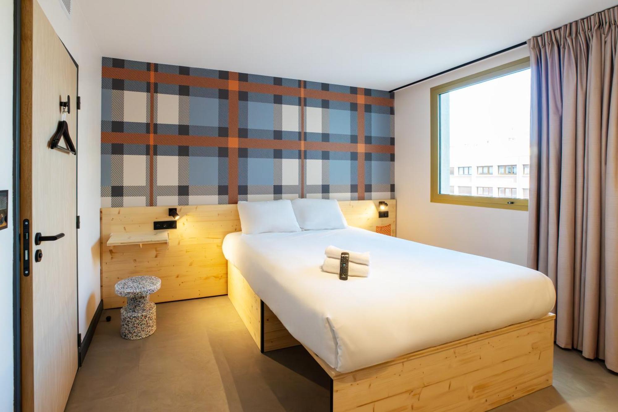 Easyhotel Marseille Euromed Εξωτερικό φωτογραφία