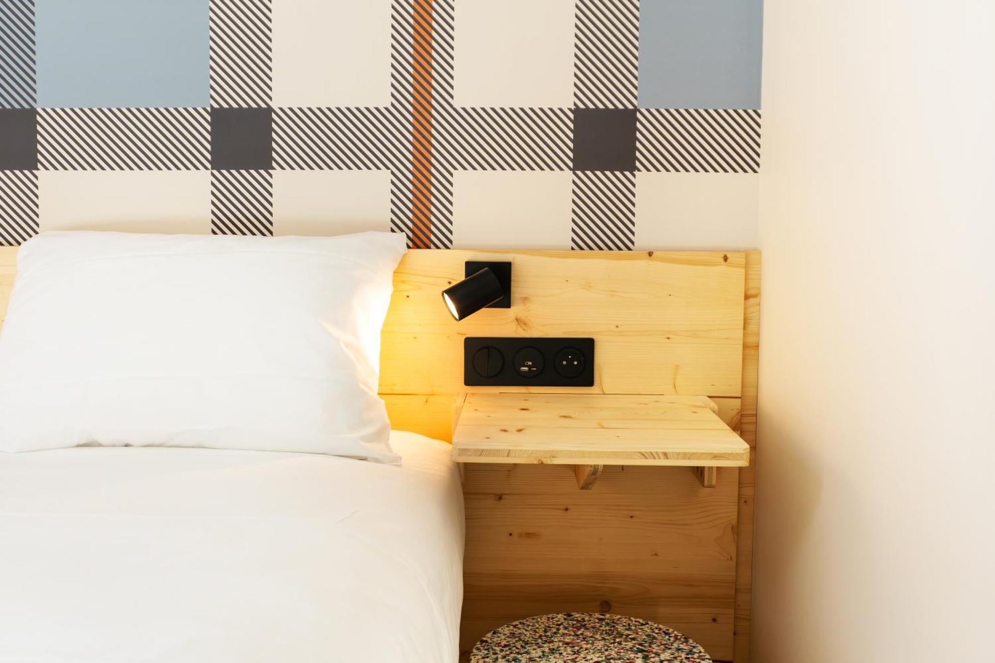 Easyhotel Marseille Euromed Εξωτερικό φωτογραφία