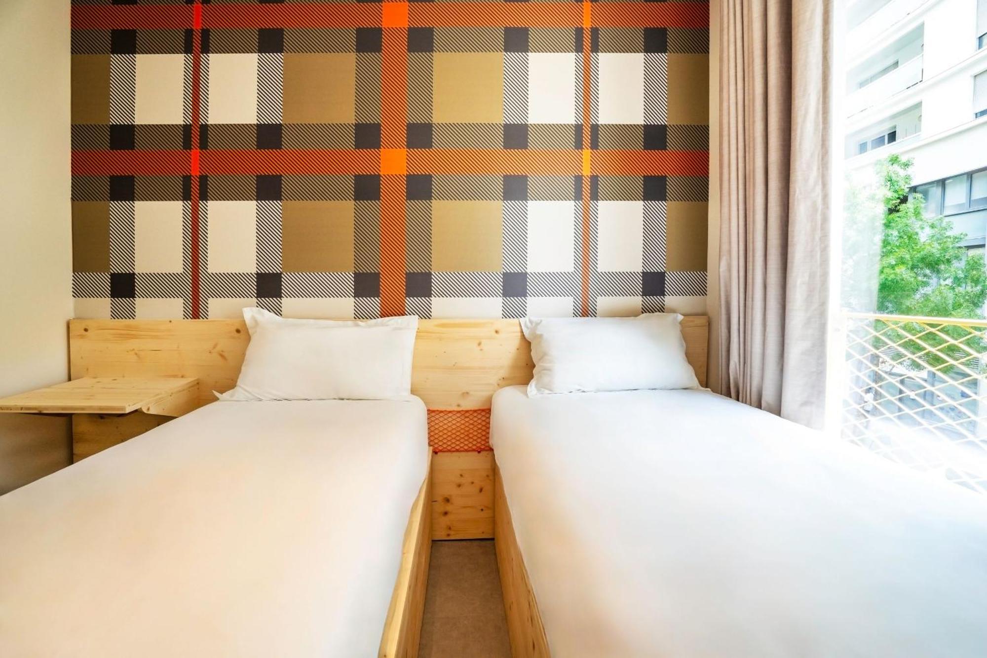 Easyhotel Marseille Euromed Εξωτερικό φωτογραφία